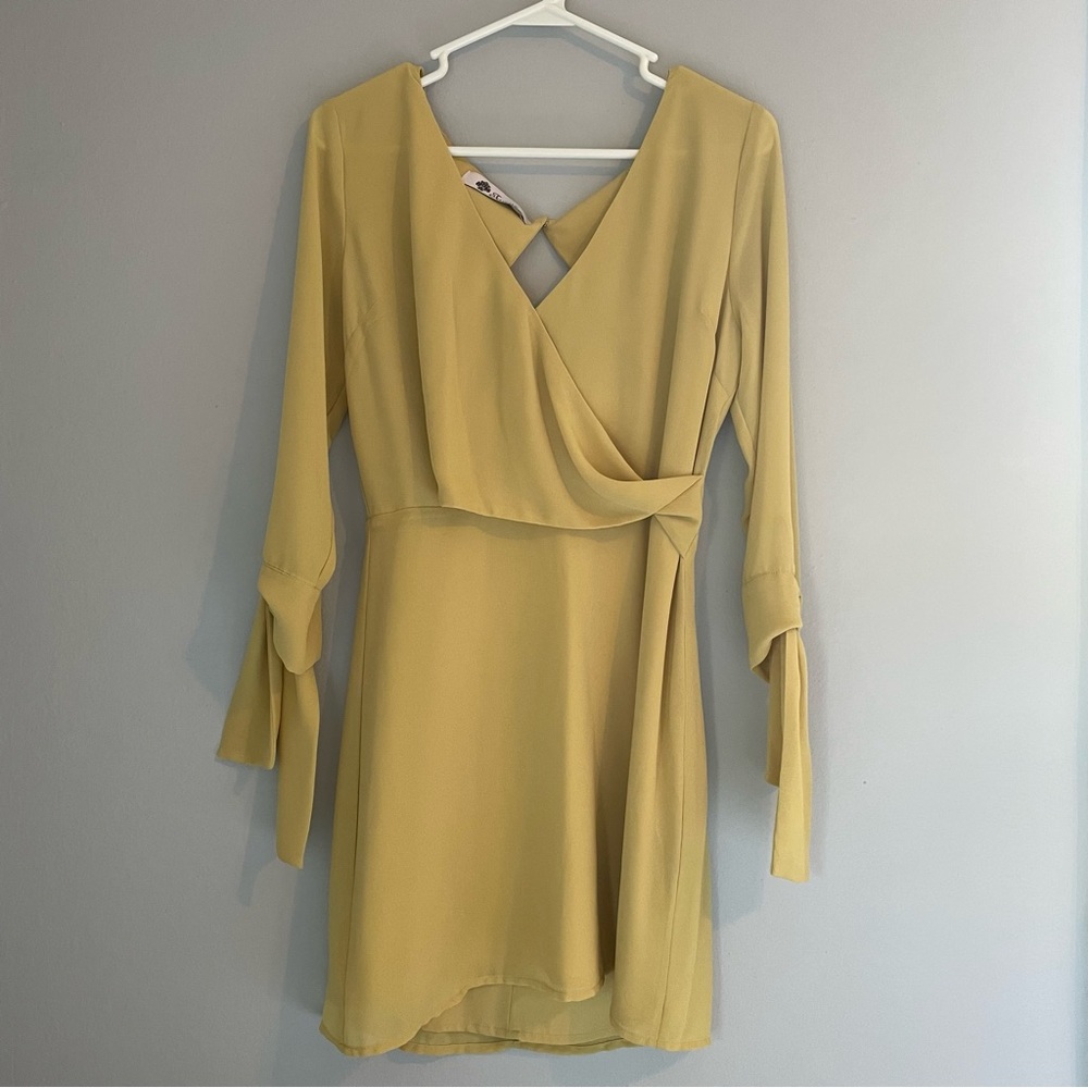 3/4 sleeve mini dress
